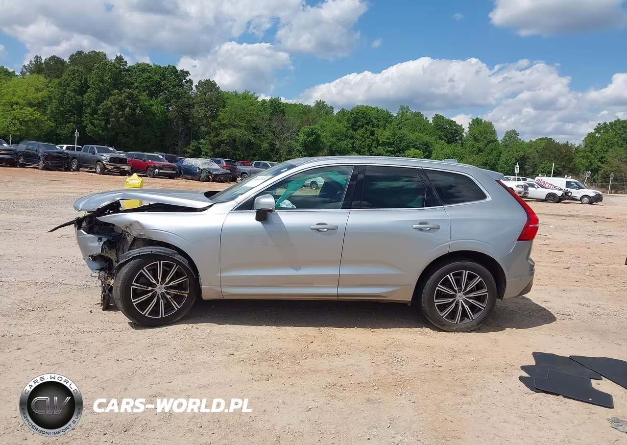 2018 Volvo Xc60 T6 Momentum VIN:YV4A22RK8J1009469 - 14