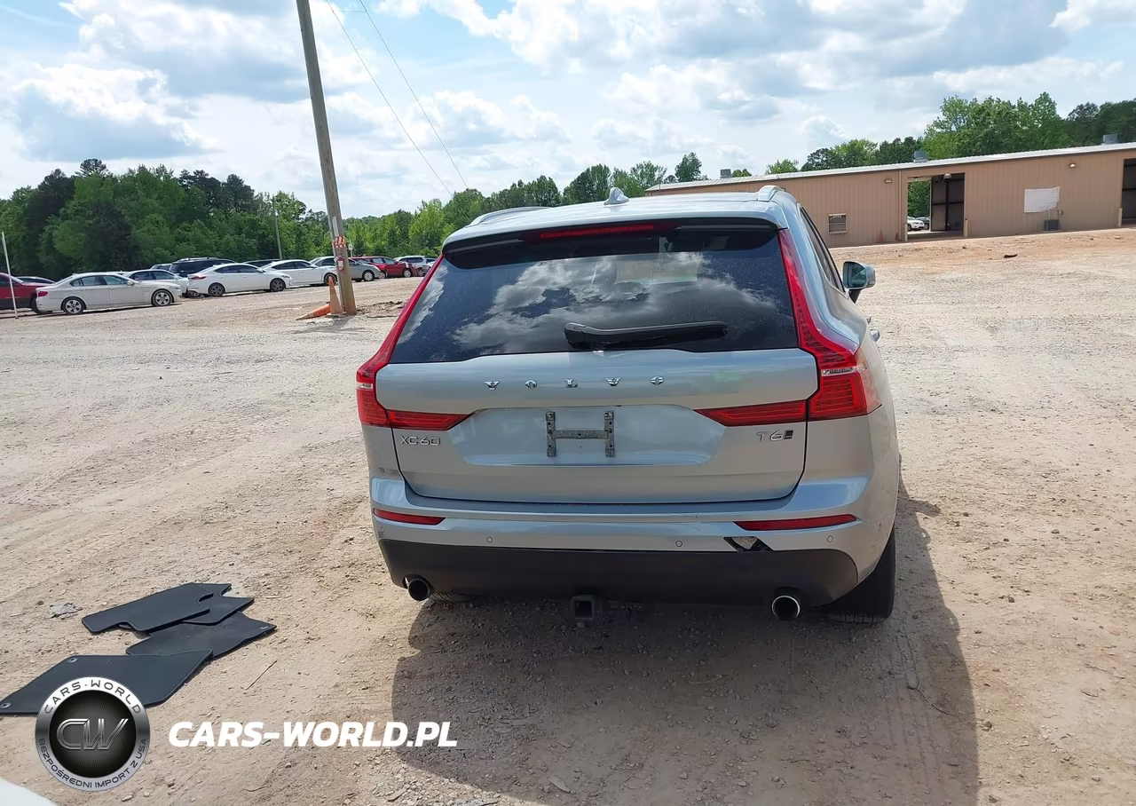 2018 Volvo Xc60 T6 Momentum VIN:YV4A22RK8J1009469 - 16