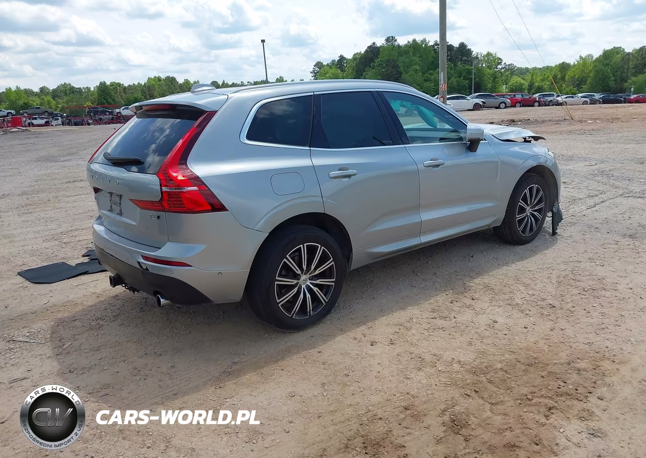 2018 Volvo Xc60 T6 Momentum VIN:YV4A22RK8J1009469 - 4