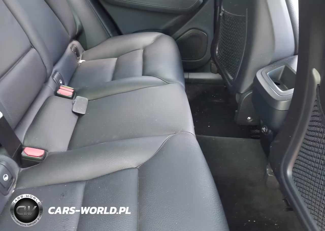2018 Volvo Xc60 T6 Momentum VIN:YV4A22RK8J1009469 - 8
