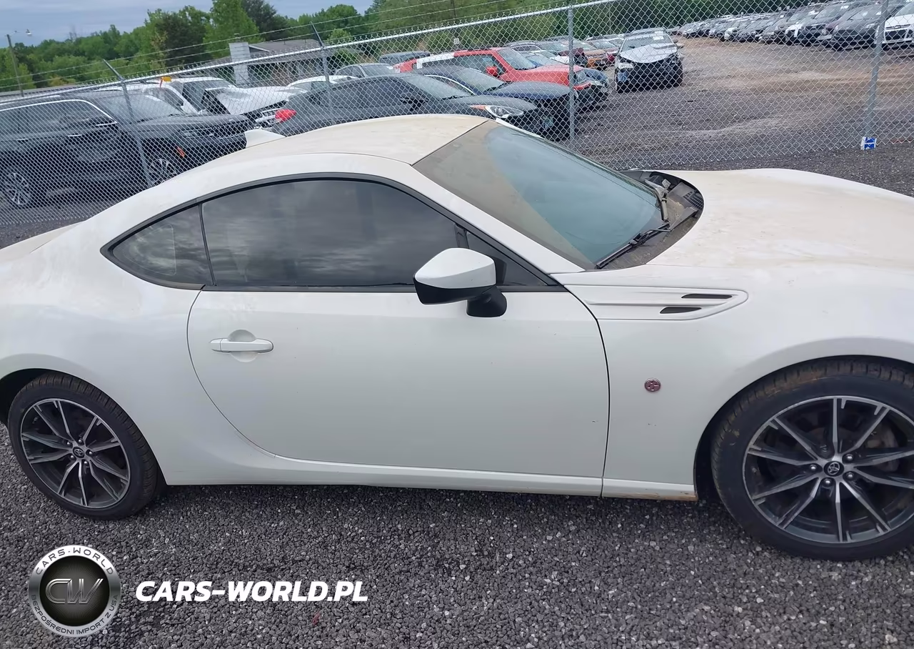 2017 Toyota 86 VIN:JF1ZNAA12H8711403 - 13