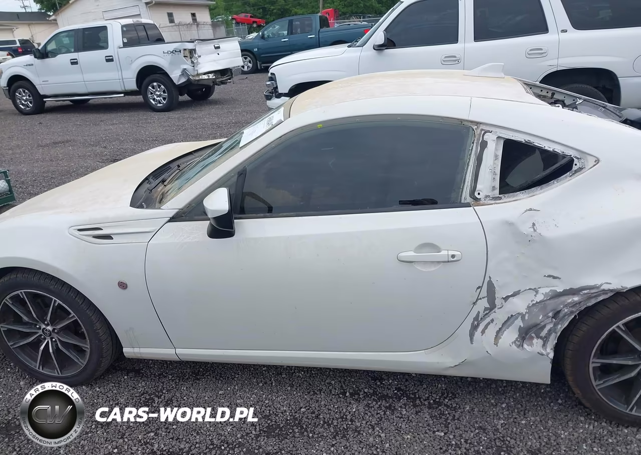 2017 Toyota 86 VIN:JF1ZNAA12H8711403 - 14