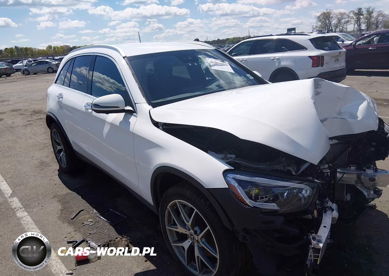2022 Mercedes-Benz Glc 300 4Matic Suv – zdjęcie 1 z 16