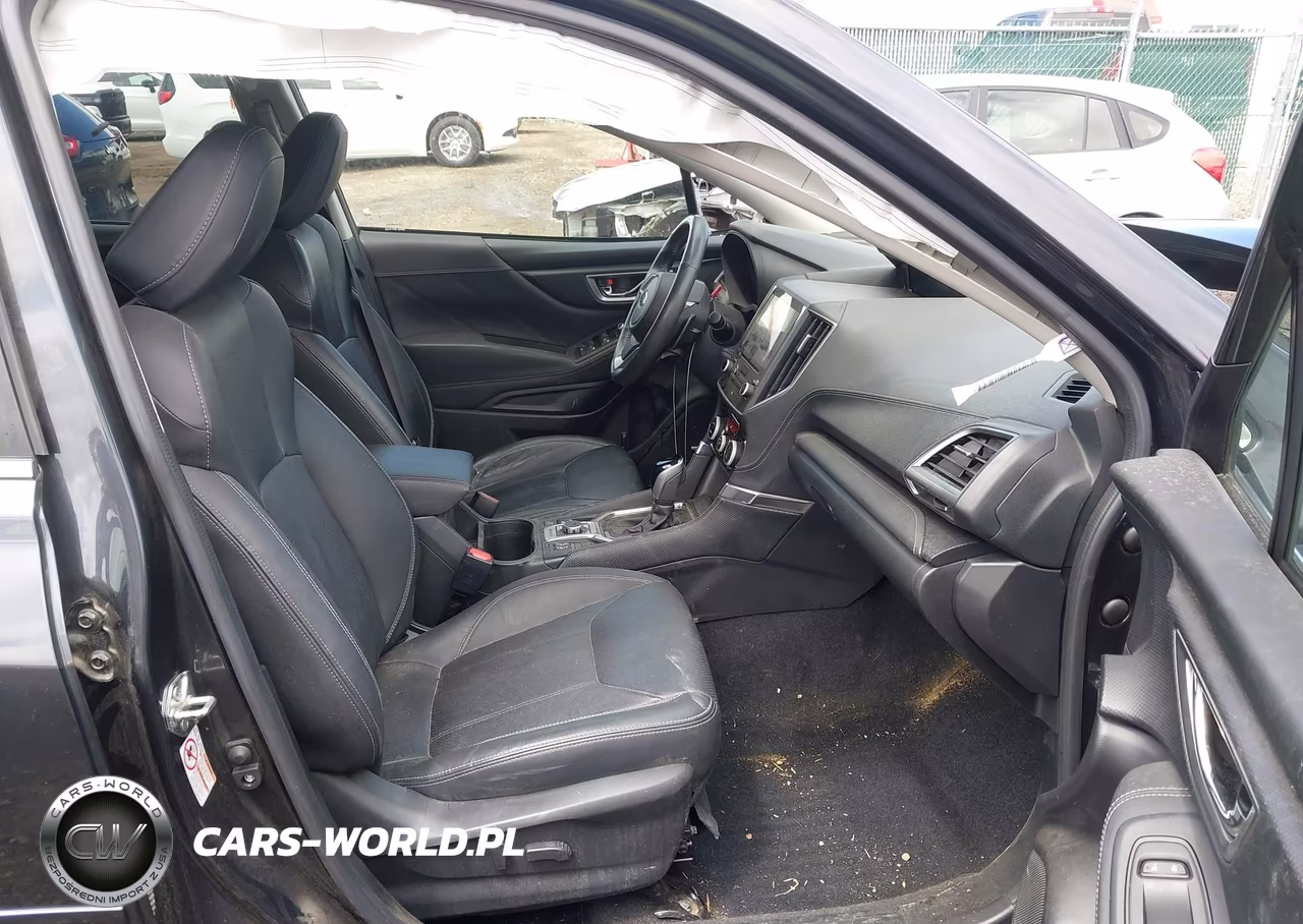 2019 Subaru Forester Touring VIN:JF2SKAWC4KH432042 - 5