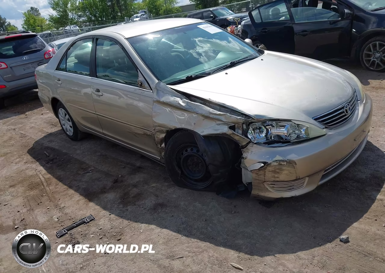 2005 Toyota Camry Le