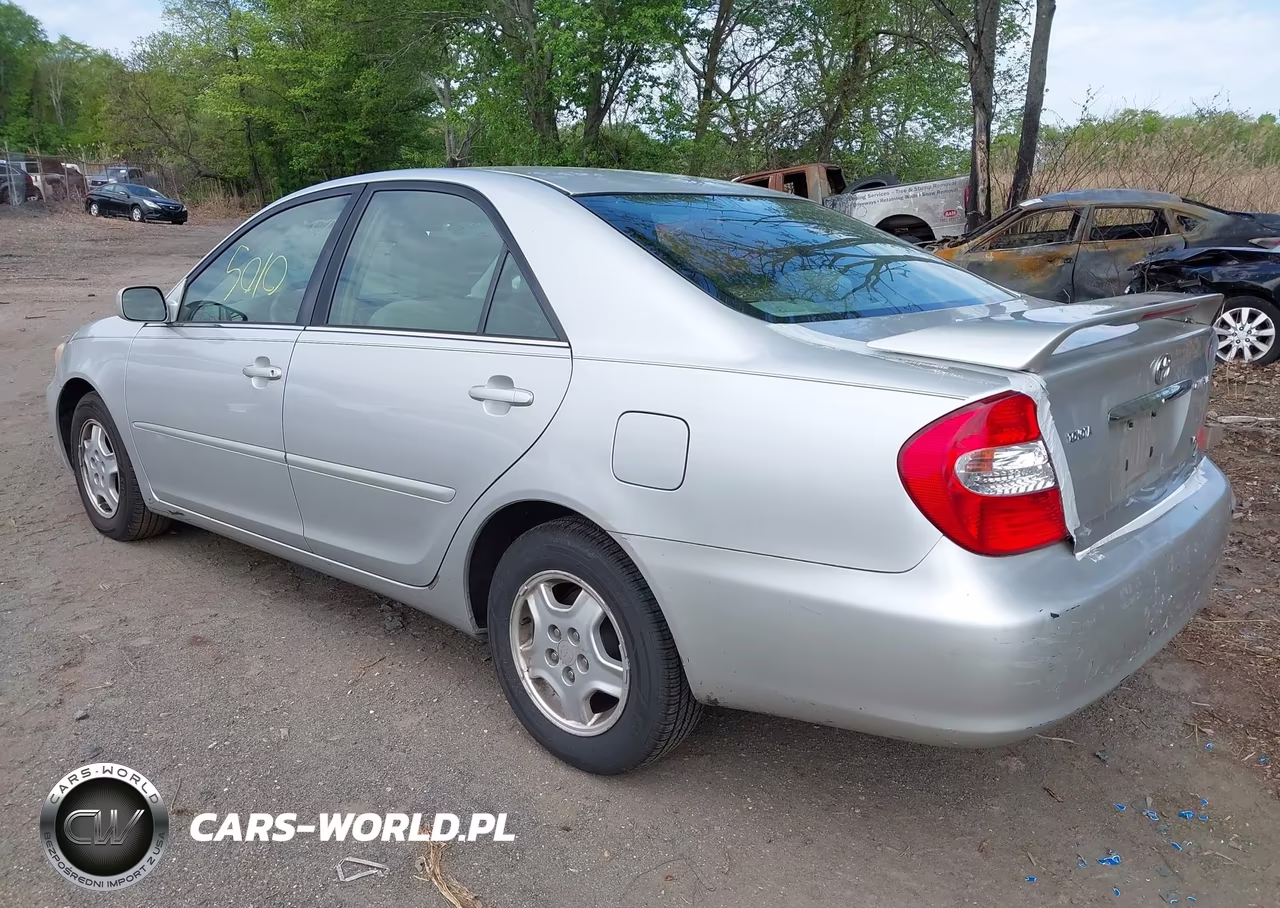 2002 Toyota Camry Le V6 VIN:4T1BF32K02U533478 - 17