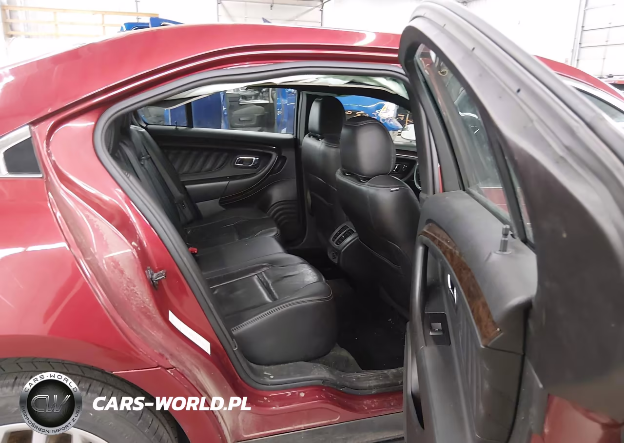 2016 Ford Taurus Limited VIN:1FAHP2F86GG104555 - 8
