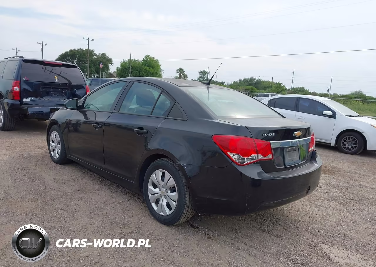 2014 Chevrolet Cruze Ls Auto VIN:1G1PA5SH8E7406871 - 3