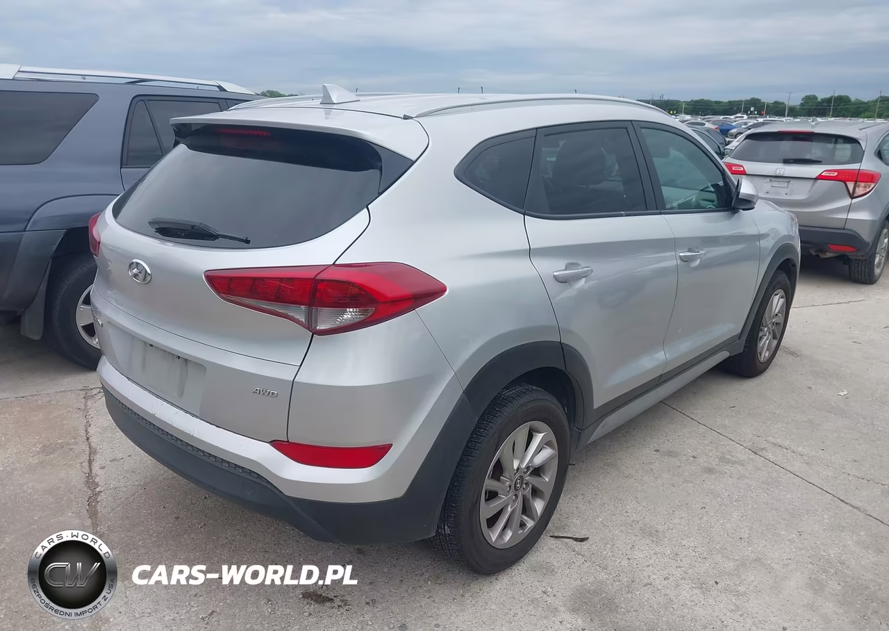 2018 Hyundai Tucson Sel VIN:KM8J3CA42JU759656 - 4