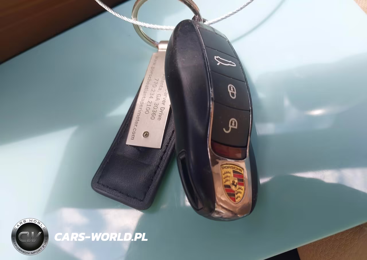 2015 Porsche Panamera 4 VIN:WP0AA2A71FL001884 - 11