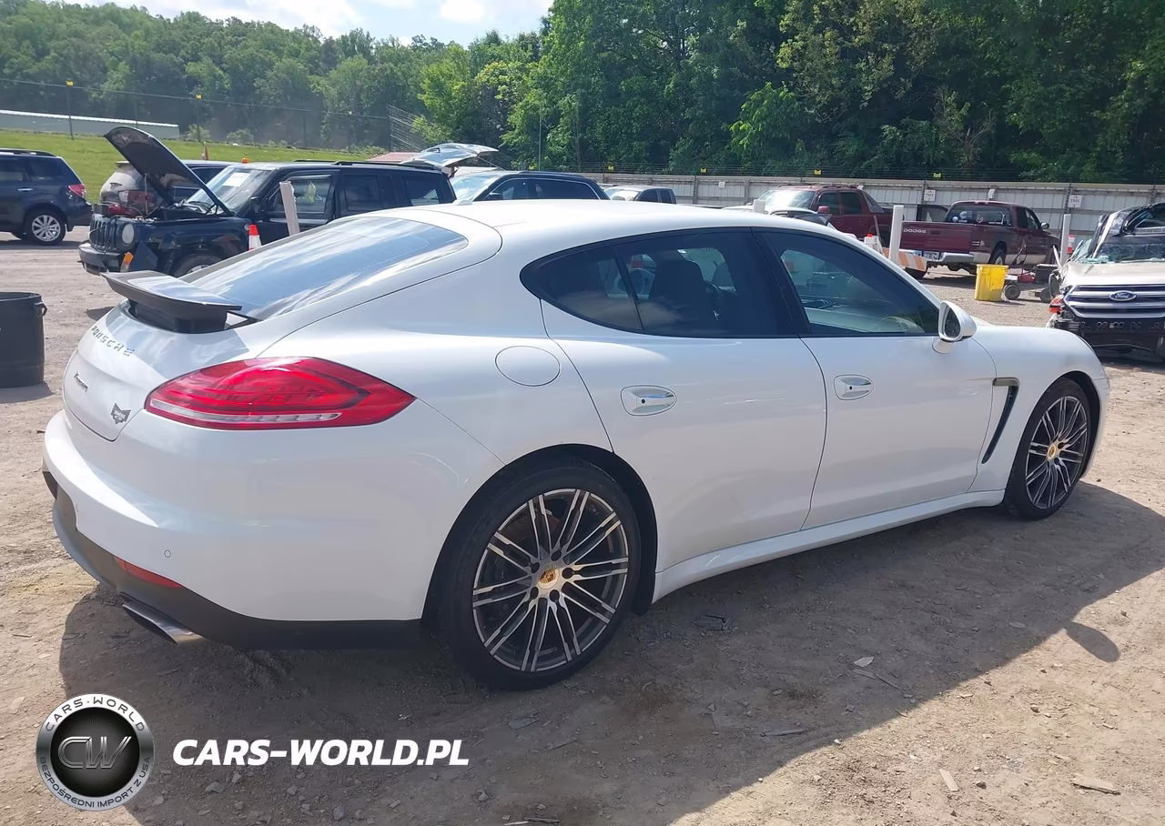 2015 Porsche Panamera 4 VIN:WP0AA2A71FL001884 - 4