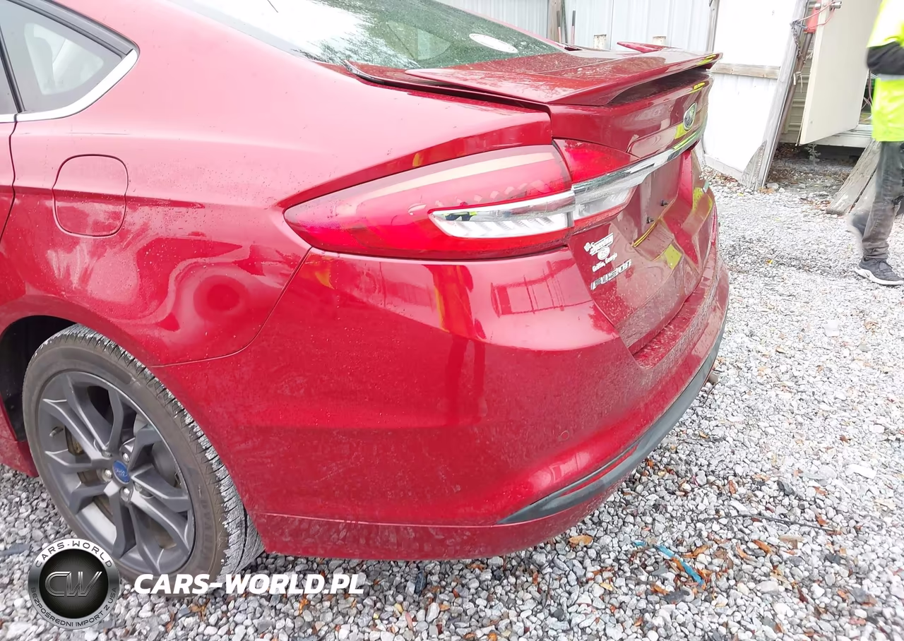 2018 Ford Fusion Se VIN:3FA6P0HDXJR178910 - 18