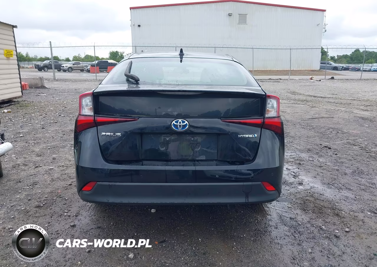 2021 Toyota Prius Le VIN:JTDKAMFU3M3150065 - 17