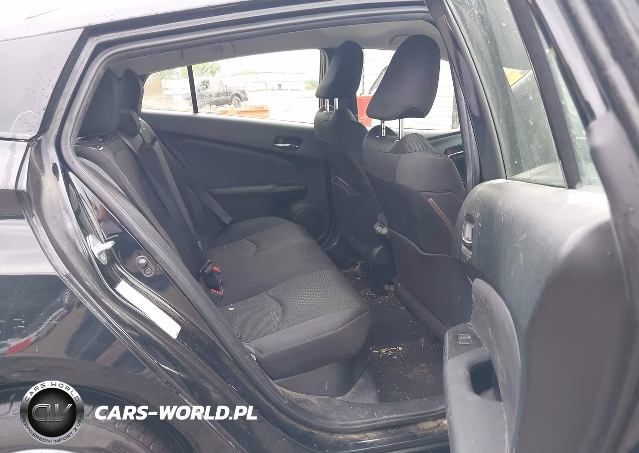 2021 Toyota Prius Le VIN:JTDKAMFU3M3150065 - 8