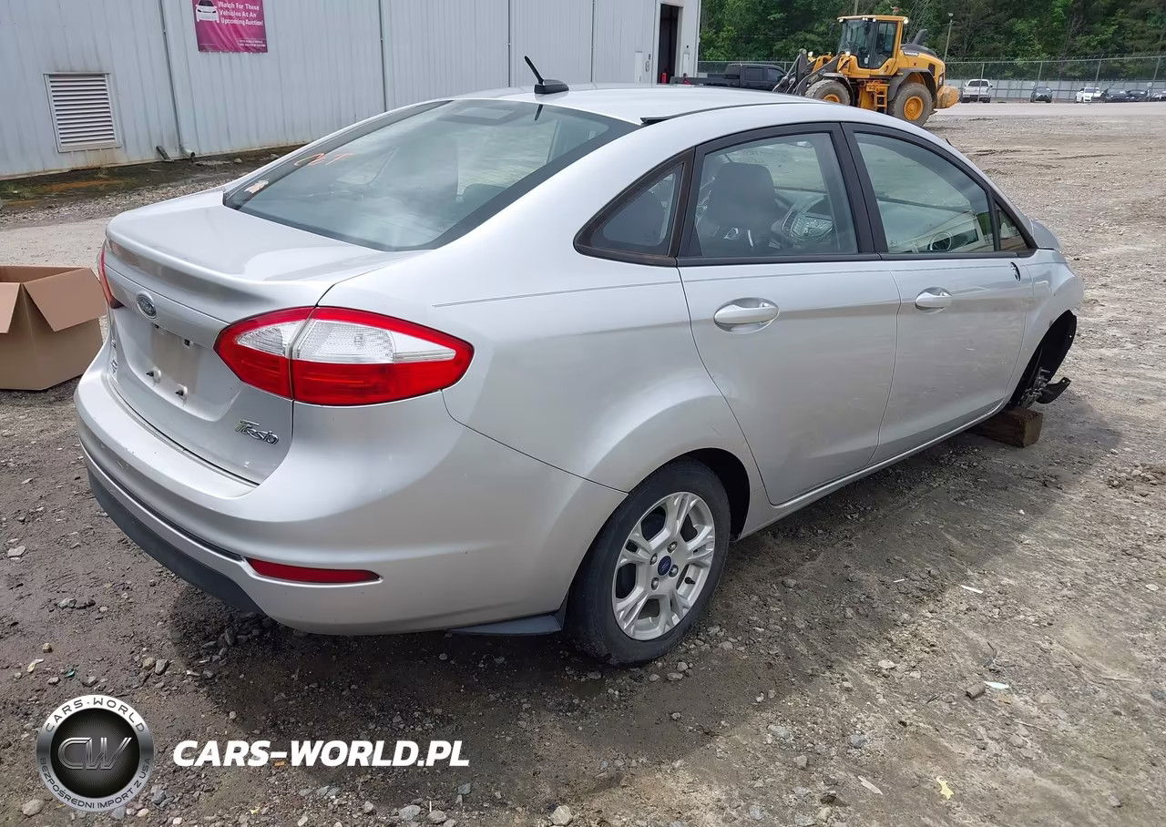 2016 Ford Fiesta Se VIN:3FADP4BJ0GM173105 - 4