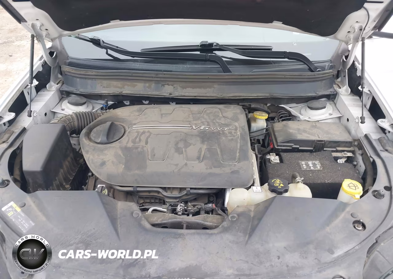 2019 Jeep Cherokee Latitude Plus Fwd VIN:1C4PJLLX9KD419854 - 10