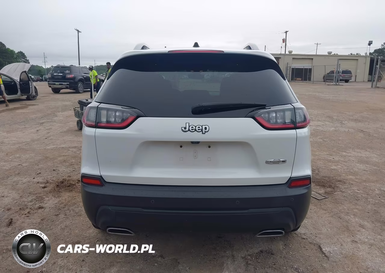 2019 Jeep Cherokee Latitude Plus Fwd VIN:1C4PJLLX9KD419854 - 16