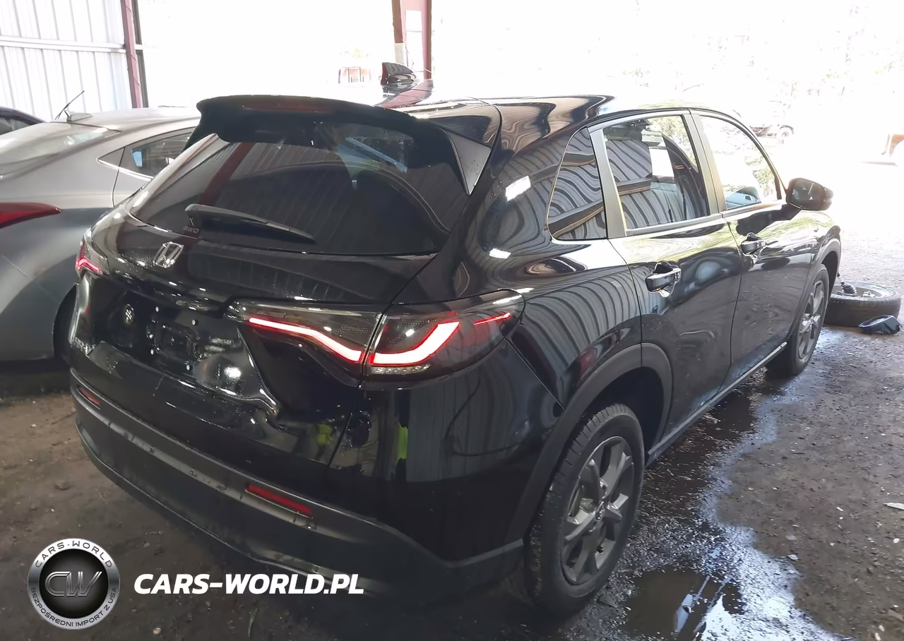 2026 Honda Hr-V Awd Lx VIN:3CZRZ2H38TM758834 - 4