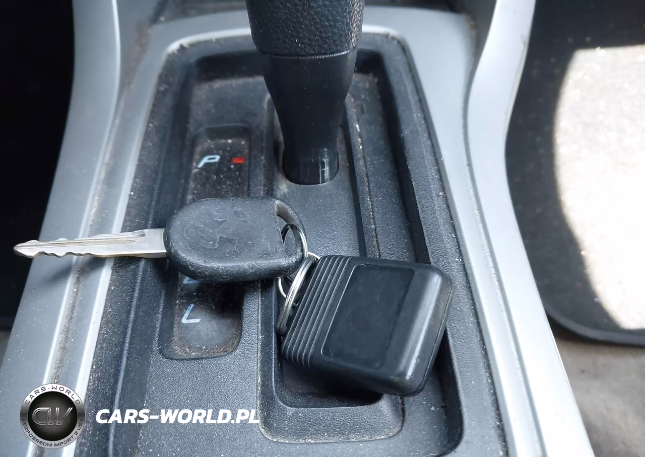 2010 Ford Focus Se VIN:1FAHP3FN7AW242193 - 11
