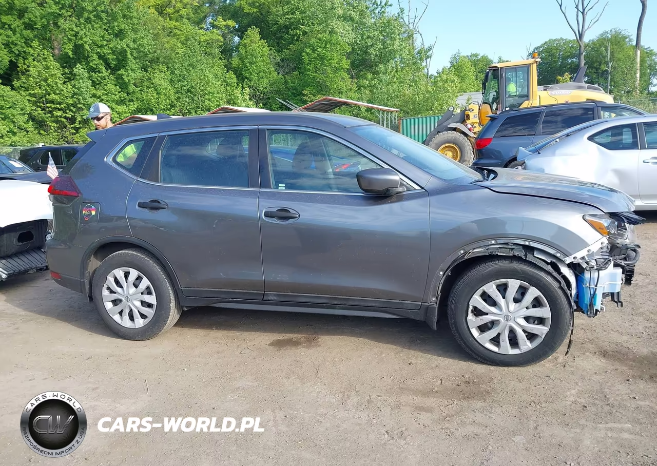 2018 Nissan Rogue S VIN:5N1AT2MT3JC770202 - 13