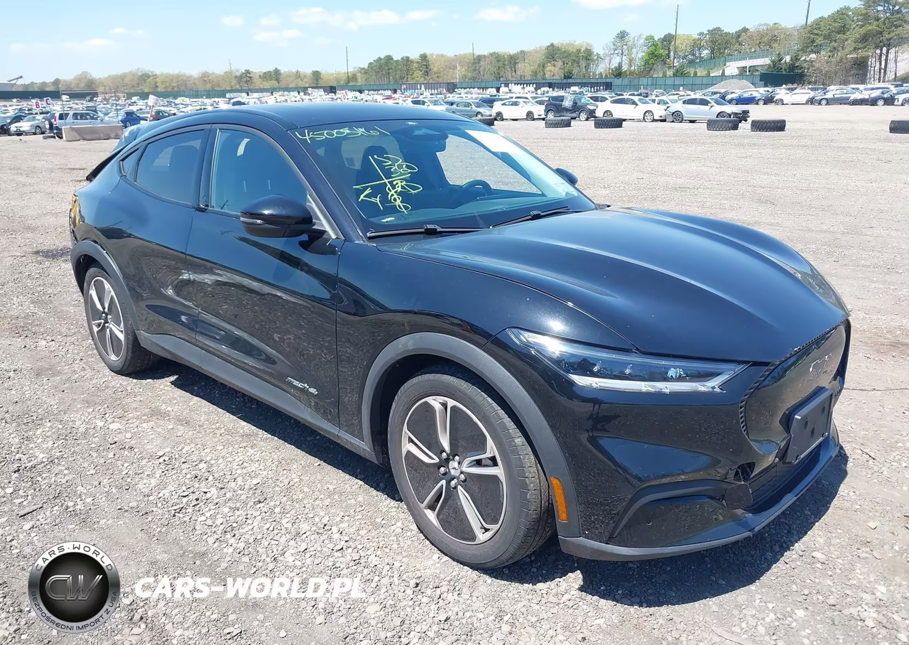 2022 Ford Mustang Mach-E Select