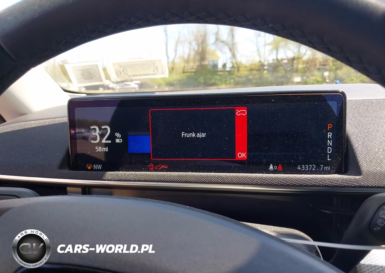 2022 Ford Mustang Mach-E Select VIN:3FMTK1SS0NMA18431 - 15