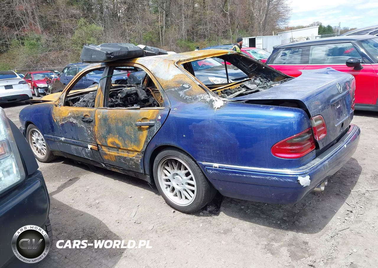 1998 Mercedes-Benz E 320 VIN:WDBJF65F7WA653865 - 3