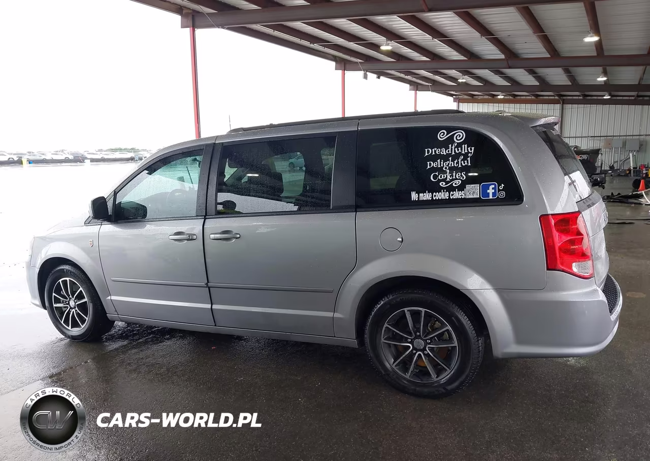 2016 Dodge Grand Caravan R-T VIN:2C4RDGEG2GR375656 - 15