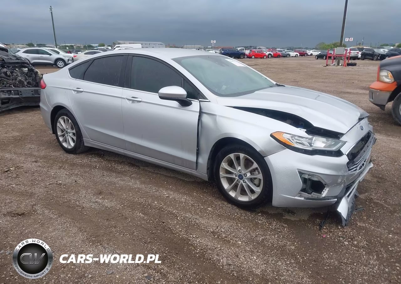 2019 Ford Fusion Se – zdjęcie 1 z 17