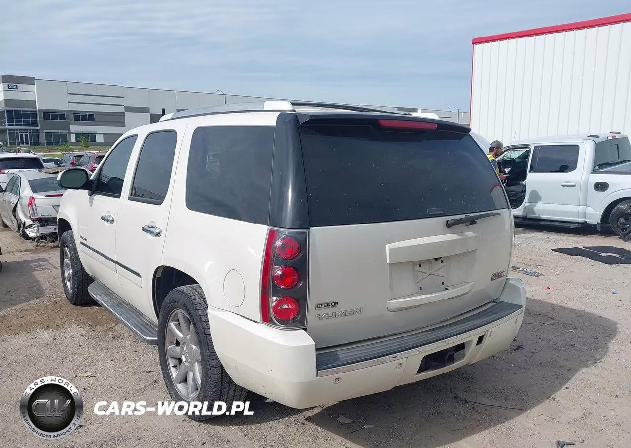 2012 GMC Yukon Denali VIN:1GKS1EEF0CR107487 - 3