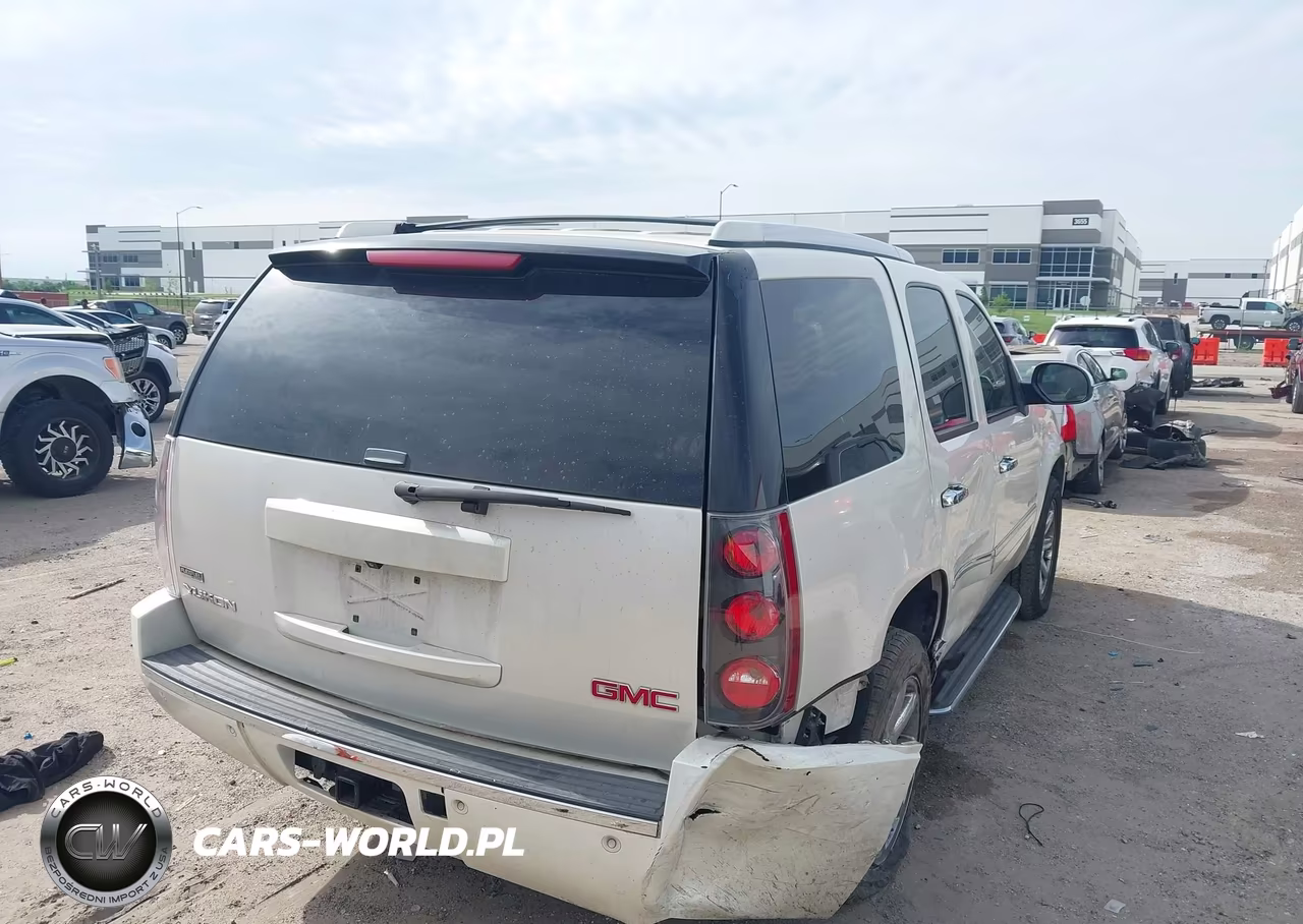 2012 GMC Yukon Denali VIN:1GKS1EEF0CR107487 - 4