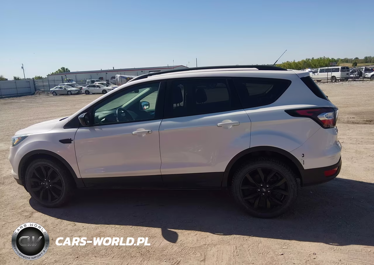 2017 Ford Escape Se VIN:1FMCU9GD3HUE47470 - 14
