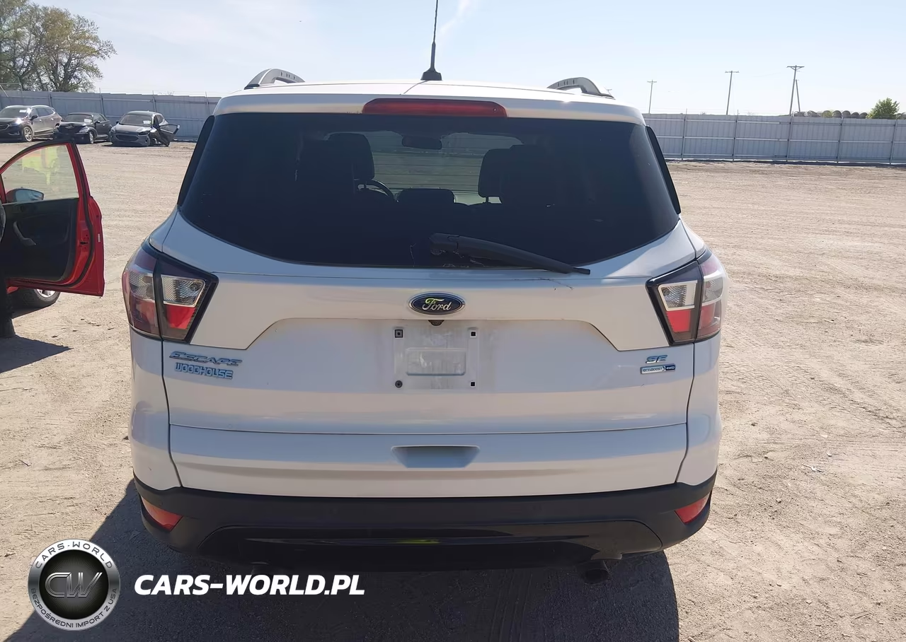 2017 Ford Escape Se VIN:1FMCU9GD3HUE47470 - 16