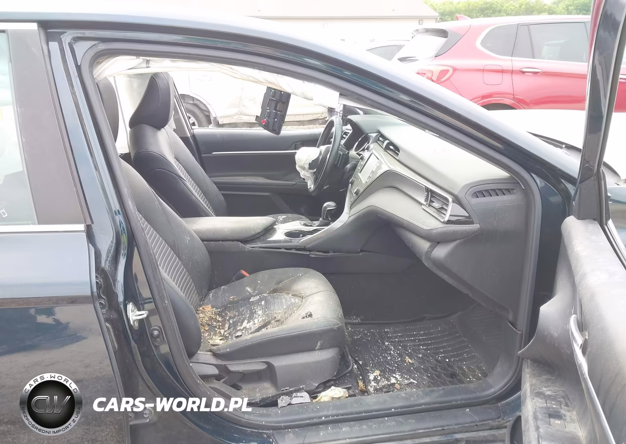 2020 Toyota Camry Se VIN:4T1G11AK6LU924744 - 5