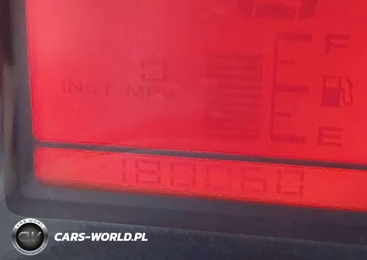 1993 Chevrolet Corvette VIN:1G1YY23P5P5108801 - 15