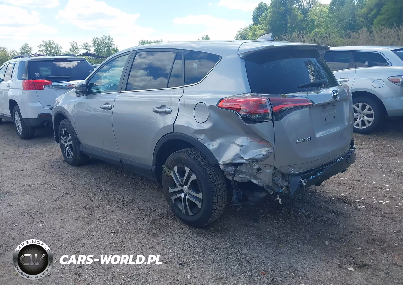 2018 Toyota Rav4 Le VIN:2T3ZFREV2JW475256 - 3
