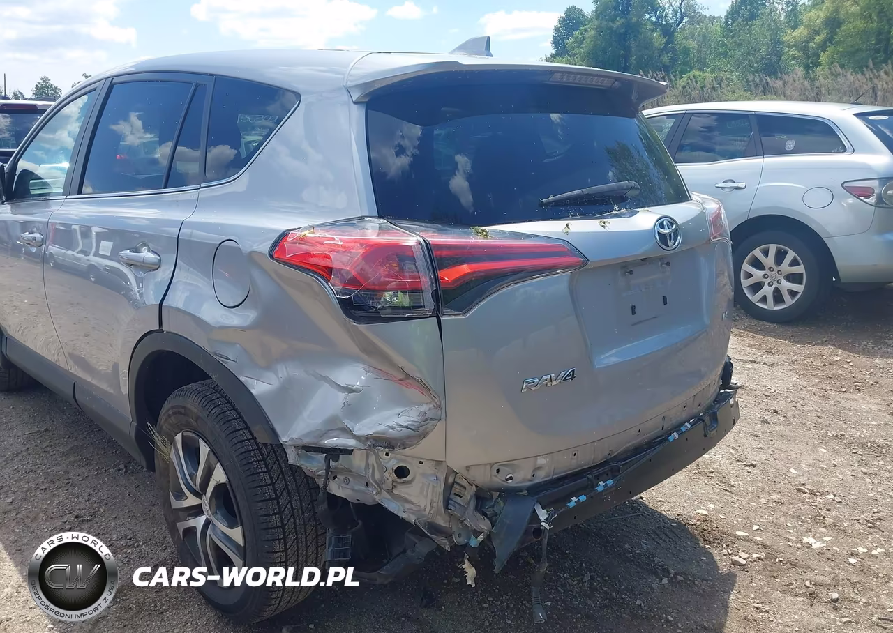 2018 Toyota Rav4 Le VIN:2T3ZFREV2JW475256 - 6