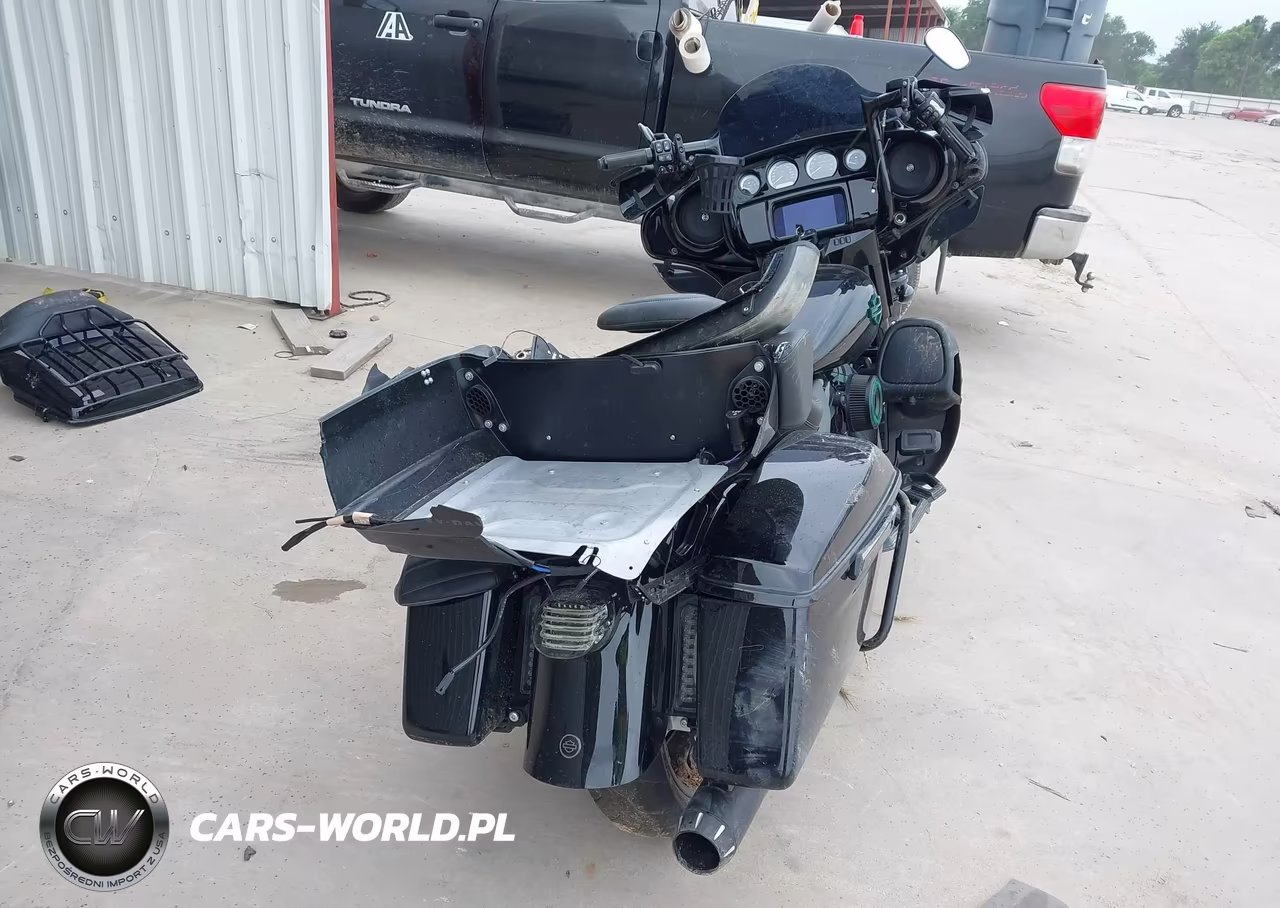 2023 Harley-Davidson Flhtk VIN:1HD1KEF13PB632435 - 4