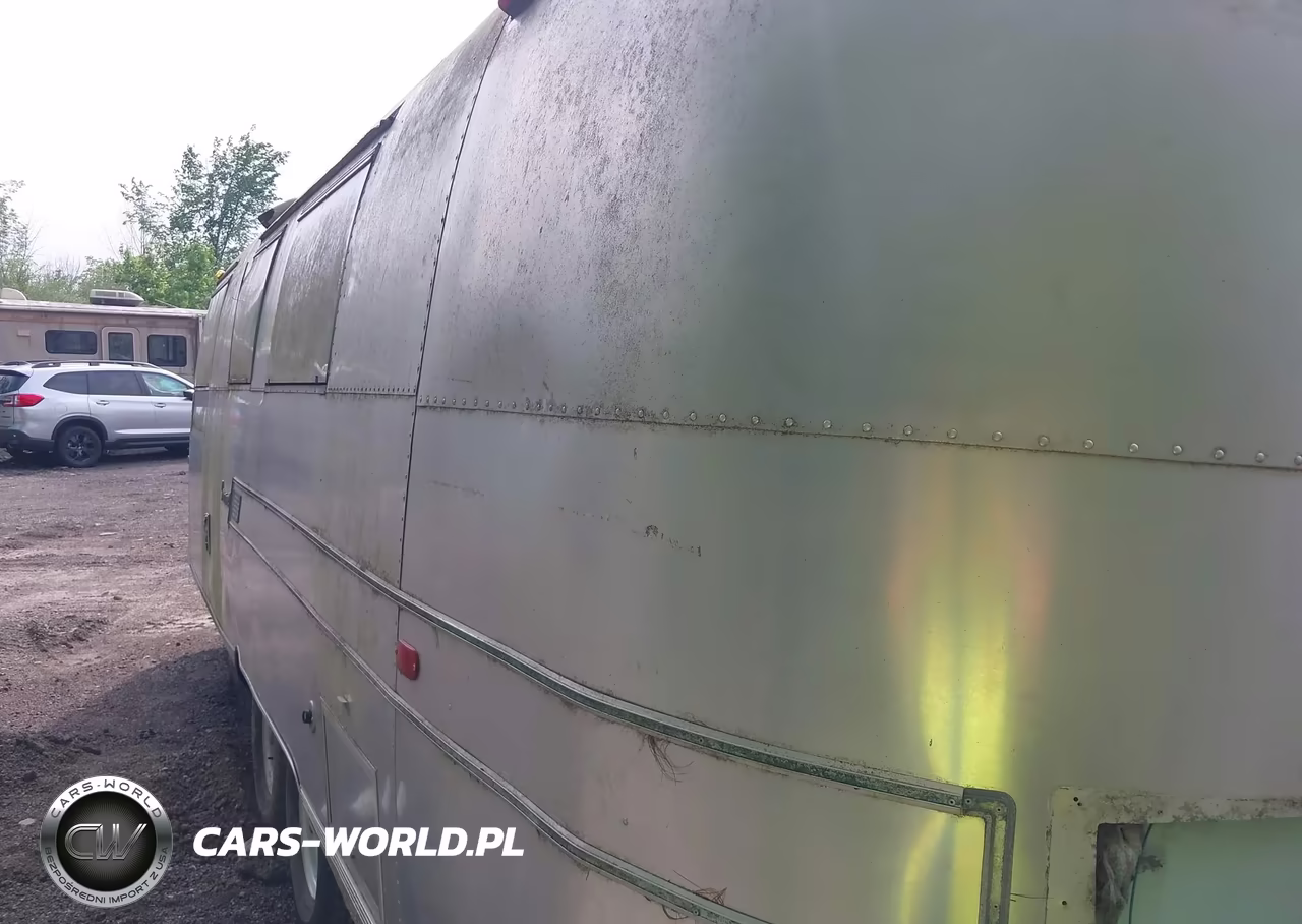 1967 Airstream Int VIN:0000000001267J924 - 3