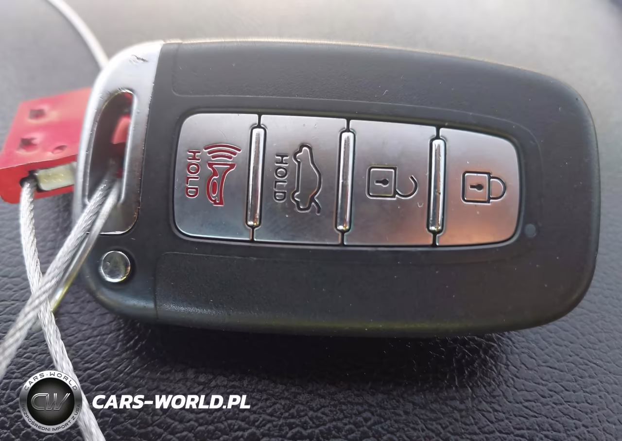 2015 Hyundai Genesis 3.8 Base VIN:KMHHT6KJXFU129184 - 11