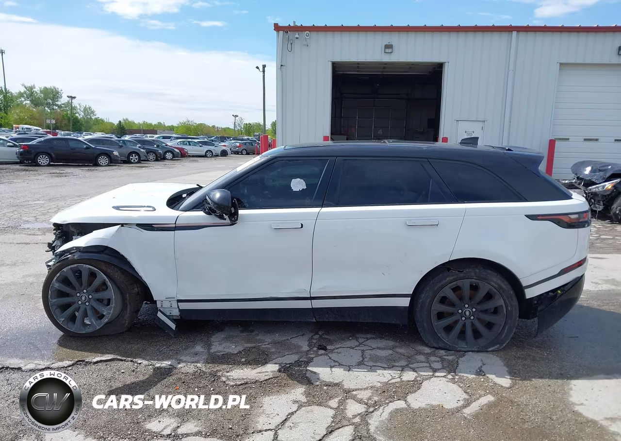 2018 Land Rover Range Rover Velar P250 Se R-Dynamic VIN:SALYL2RX2JA715324 - 13