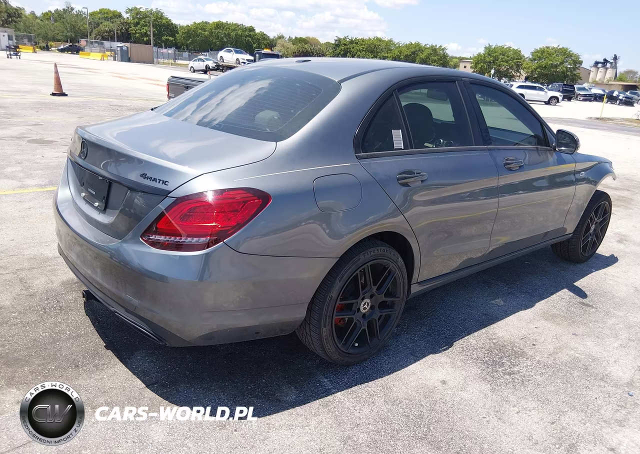 2019 Mercedes-Benz C 300 4Matic VIN:55SWF8EBXKU309642 - 4