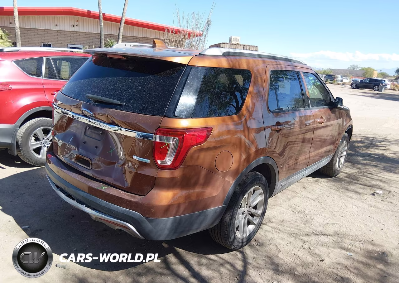2017 Ford Explorer Xlt VIN:1FM5K7DH8HGC32918 - 4