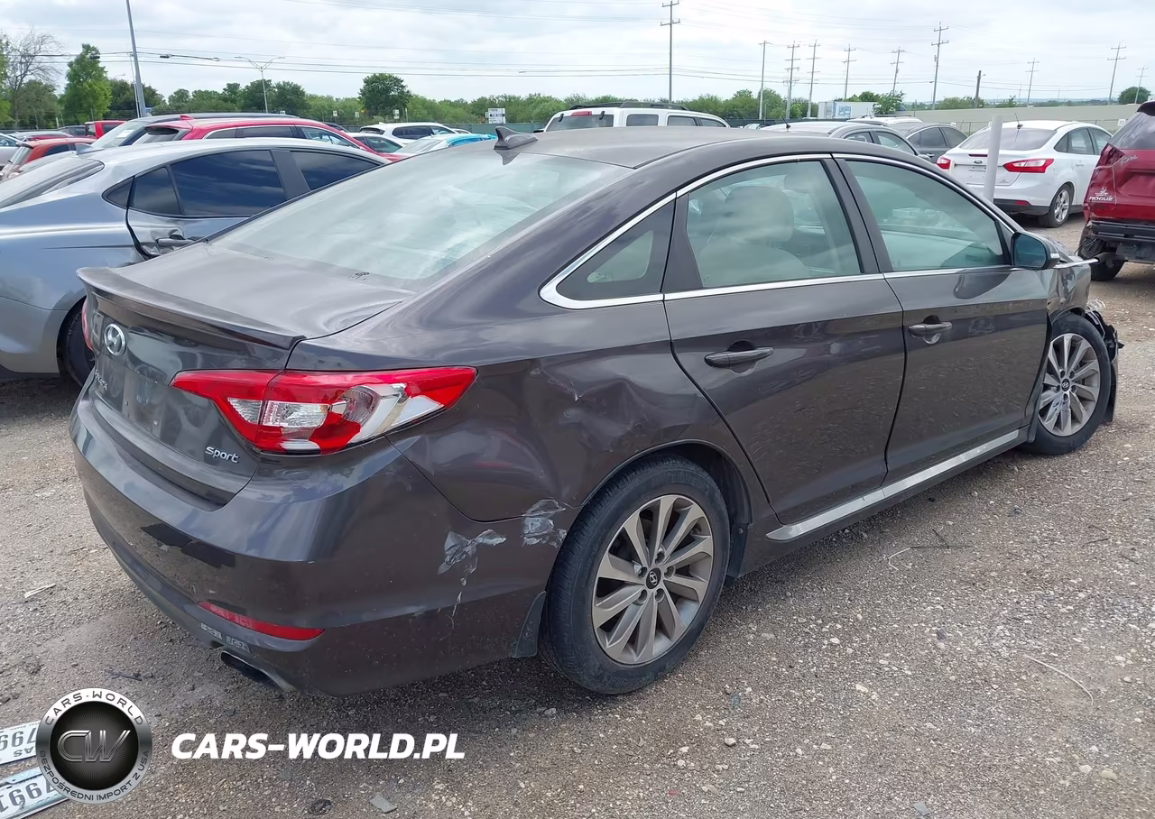 2017 Hyundai Sonata Sport VIN:5NPE34AF0HH544598 - 4