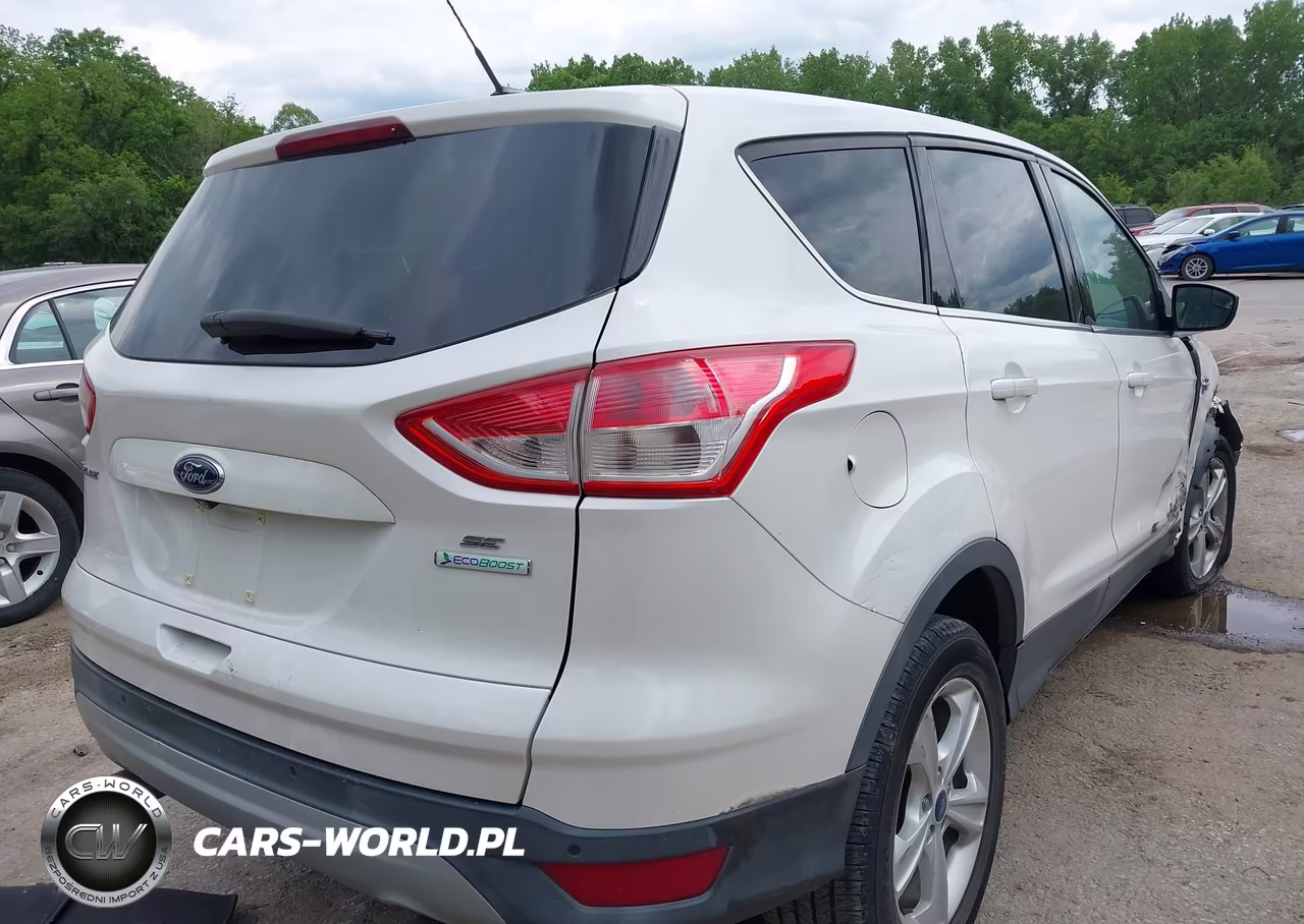 2015 Ford Escape Se VIN:1FMCU0GX9FUA68461 - 4