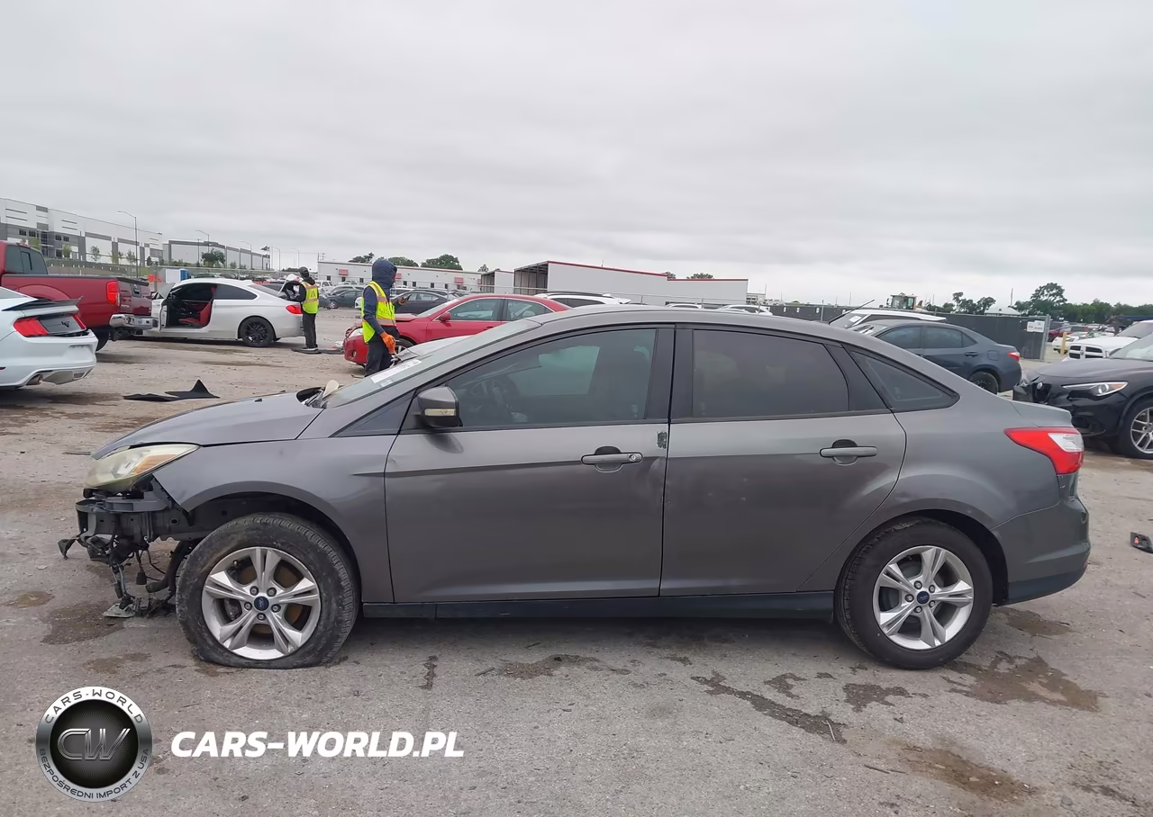 2013 Ford Focus Se VIN:1FADP3F22DL351588 - 14