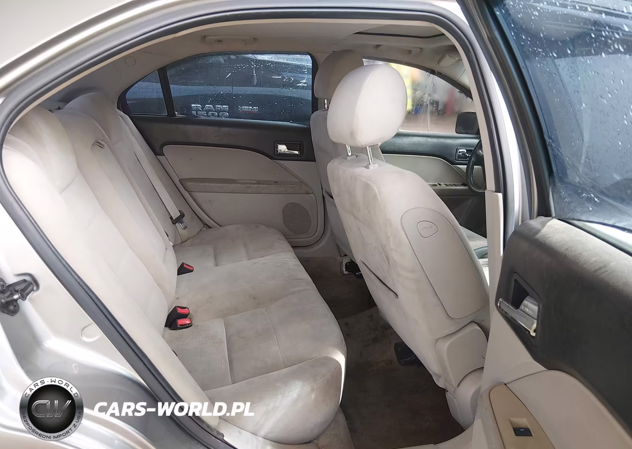 2008 Ford Fusion Se VIN:3FAHP07158R270839 - 8