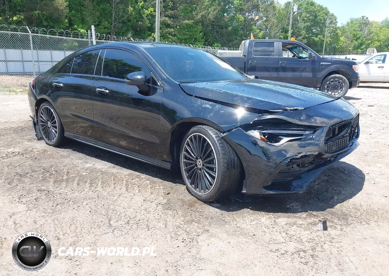 2025 Mercedes-Benz Cla 250 Coupe – zdjęcie 1 z 20