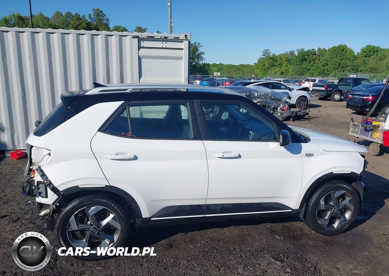 2022 Hyundai Venue Limited VIN:KMHRC8A33NU135815 - 14