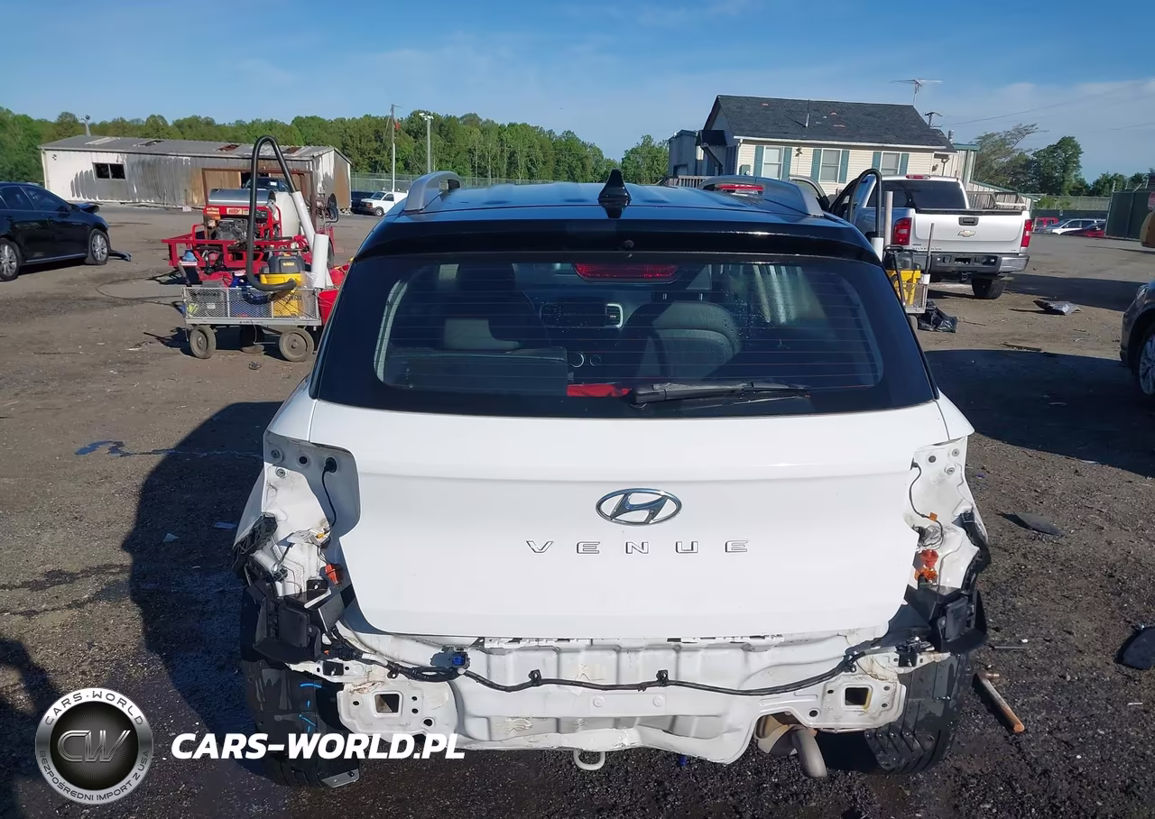 2022 Hyundai Venue Limited VIN:KMHRC8A33NU135815 - 17